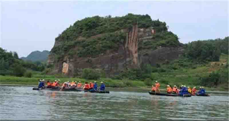 清江闯滩